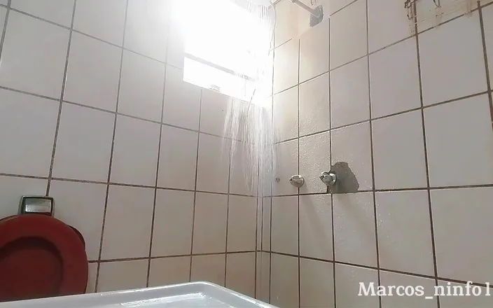 Marcosninfo: Cute Twink Fun in the Bath.