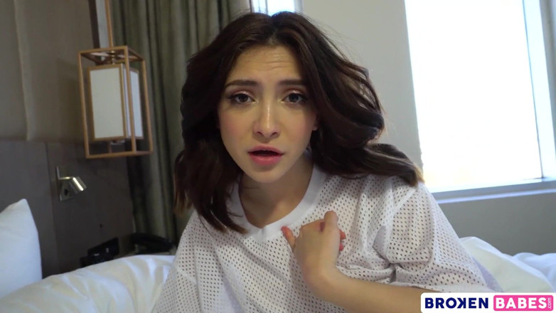 Broken babes: BrokenBabes - hermanastro afortunado tiene la oportunidad de follar a Jane...