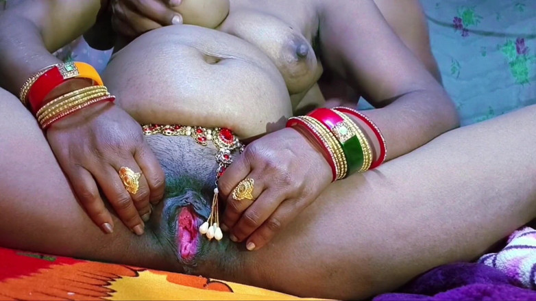 YourXstudio121: Embarazada Suman bhabhi ke chut me bhaiya Hanth Ghussa ke...
