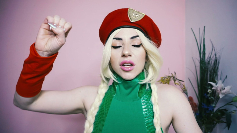 SavvyStar: Cammy Loves Your Cock