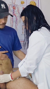 Ateşli hemşirenin sperminin bir örneğine ihtiyacı var!!