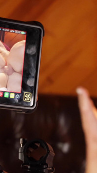Bubble Butt slampa Gia Derza utomhus BTS