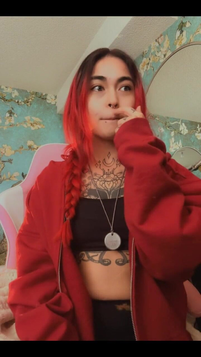 lilRavenFox: We Out Here Living
