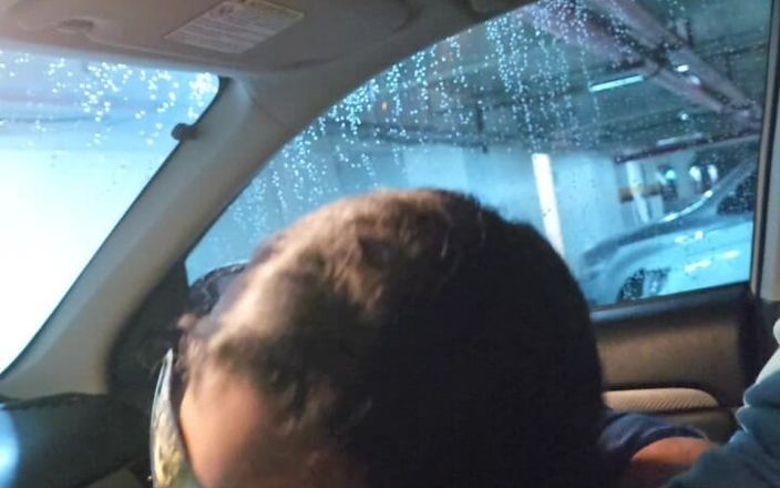 Luks2093: Uber'in büyük yarağını emdim