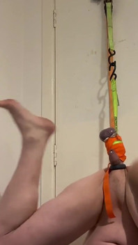 Hanging on Balls Goes Wrong