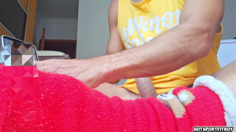 Hotsportfitboy: Penghormatan air mani besar pada gambar peminat saya - batang tebal...