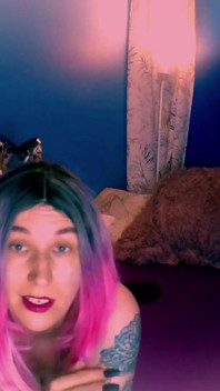 Lady Angela Findom pentru băieți buni