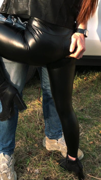 Lover was taken into the forest from prying eyes and fucked well