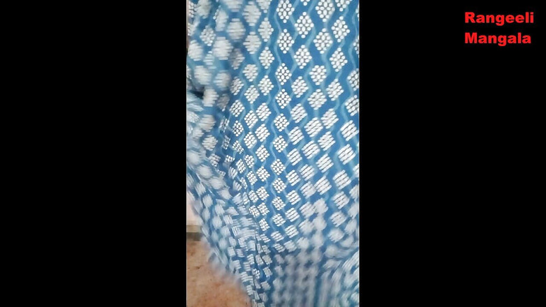 Rangeeli_Mangala: Bà nội trợ Ấn Độ mặc váy