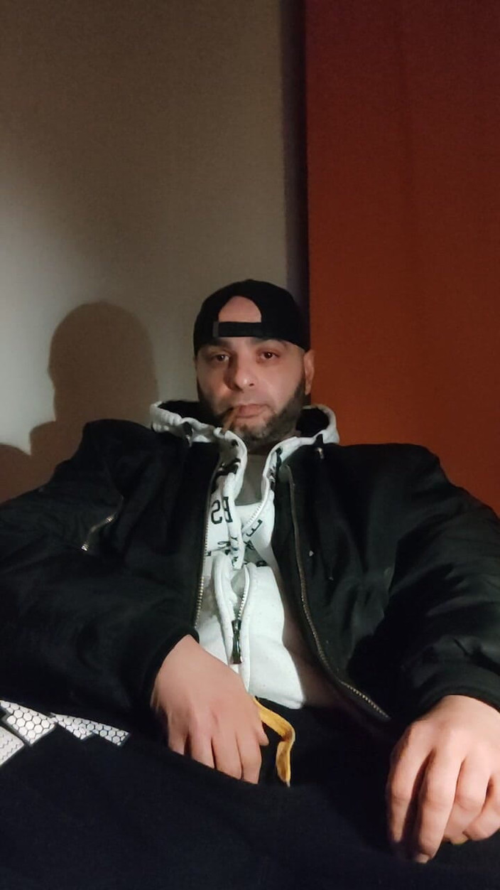 SmokedAlloy2: Dirtyjunkbro si annoia, cerca amici