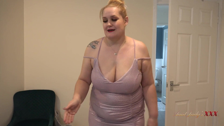 Aunt Judy's XXX: AuntJudysXXX - बड़े स्तनों वाली खूबसूरत विशालकाय महिला मकान के बाल वाली बेकी आपको अपनी पैंटी से पकड़ती है (देखने का बिंदु)