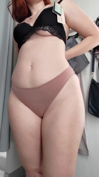 Trying on a Black Bra, Should I Buy It?