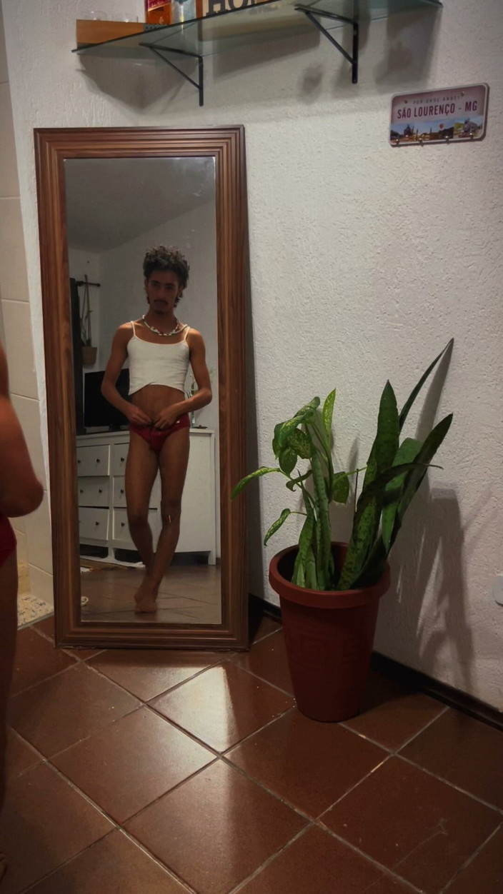 The Vicious Gabe: Showing off Naked in Front of My Friend