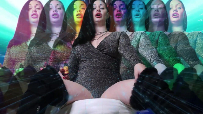 Goddess Misha Goldy: Amaran!!! Lebih banyak awak menghidu lebih banyak awak ketagih dengan...