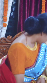 Indiancă desi proaspăt căsătorită Bhabhi Ji futută de cumnatul său înainte de soțul ei vine pentru Suhagraat (film complet)