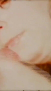 Gangbang vintage con giovani troie e grossi cazzi (film completo)