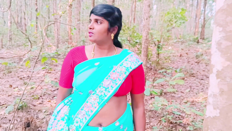 Telugu honey lips: Indyjski seks na zewnątrz. Sprośne rozmowy w telugu.