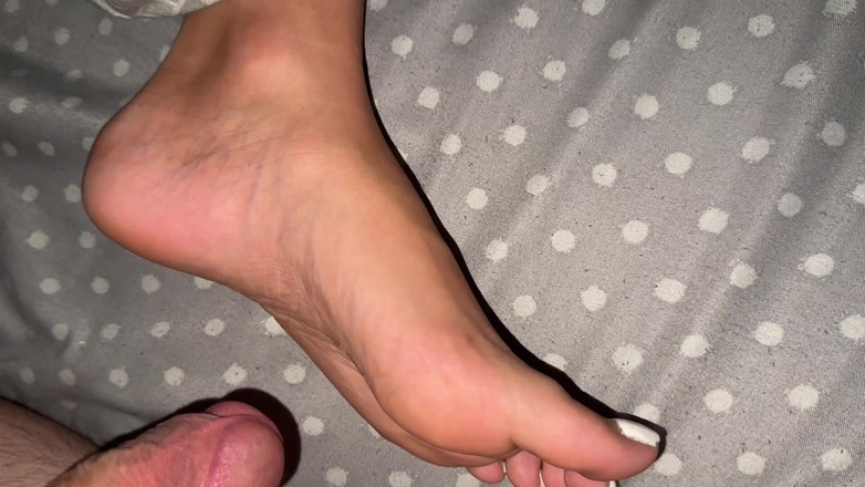 Emmy Kelle: Non Riesco a Smettere Di Venire Sulle Mie Suole