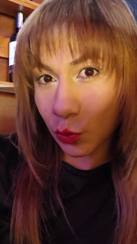 Im Happy and so Hot!
