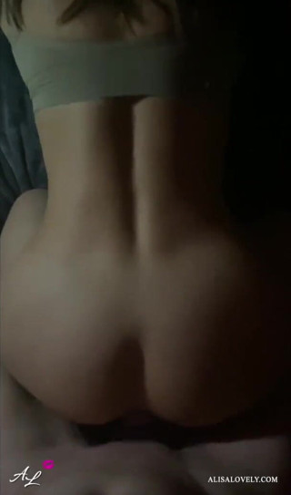 Alisa Lovely: Evening fuck of a beautiful brunette with a pawg doggy...