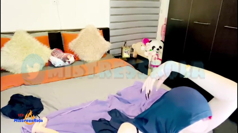 Mistressrola: Виртуальный секс с подмышкой в хиджабе, видеозвонок
