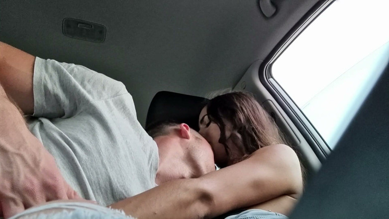 Candie Luciani: I Jerk off the Driver