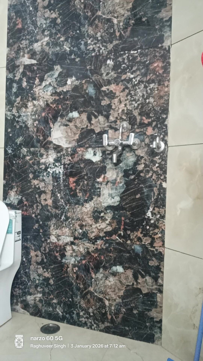 Rajasthani-old-lover: Desi badezimmer