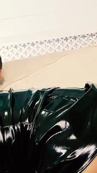 흑인 대물 자지에게 따먹히는 금발 밀프