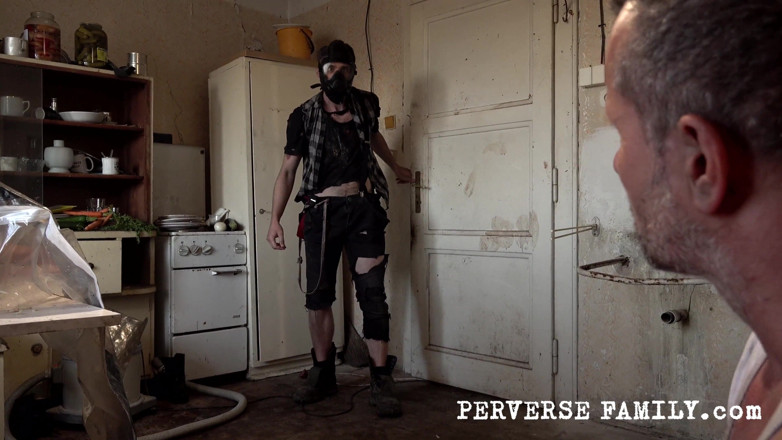 Perverse Family: Perverse Family 21.2 (season 2) Vacuum Bed Insulation