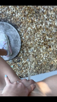 Peeing with a POV Angle!!