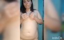 Chubby Sex Symbol: Chica grandota sacude su culo para hacerte duro