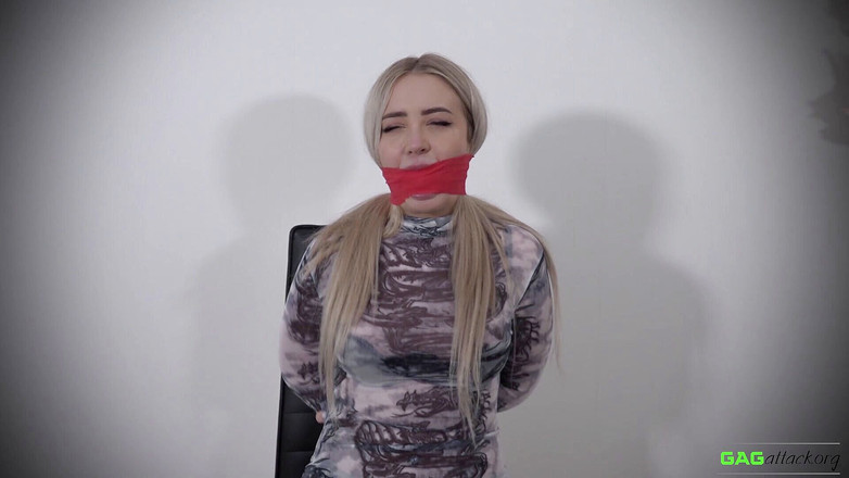 Gag Attack: Aubrey - několik dávení