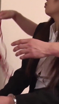 cycata japońska scena 1_pretty japońska lubi się ruchać w okularach