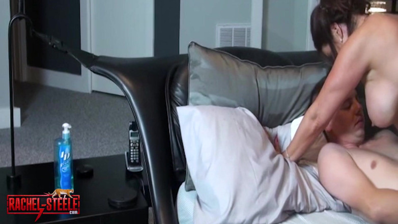 Rachel Steele: 6번의 질싸와 깜짝 임신