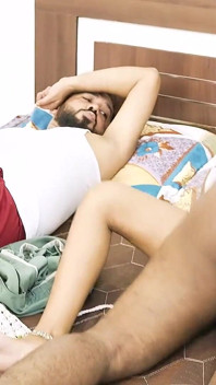Cazzo duro con sorellastra e fratellastro, la storia di un sesso a tre hardcore