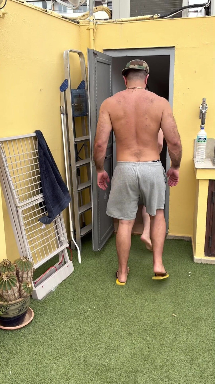 Alessio-Veneziano: Besame mich hart, stiefvater