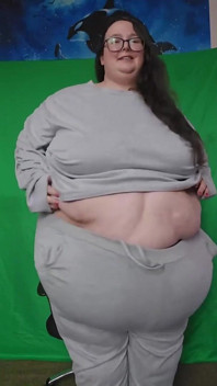 I vestiti della dea ssbbw grassa si provano