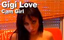 Edge Interactive Publishing: Gigi Love Cam Girl Strip Spread se masturbează