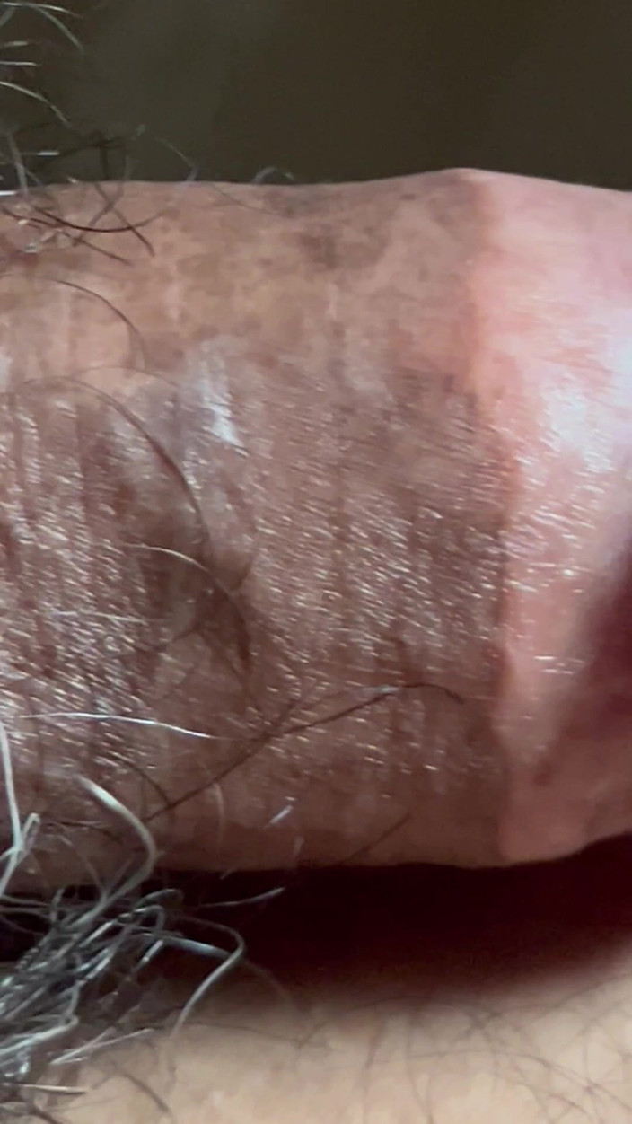 ragil01: Closeup of Penis with One Vein