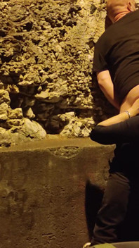 Fata sexy gustă fundul tipului