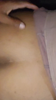 Memek pacar perawanku dientot habis-habisan sama kontol besarku Gadis baik dalam posisi seks dengan pacar