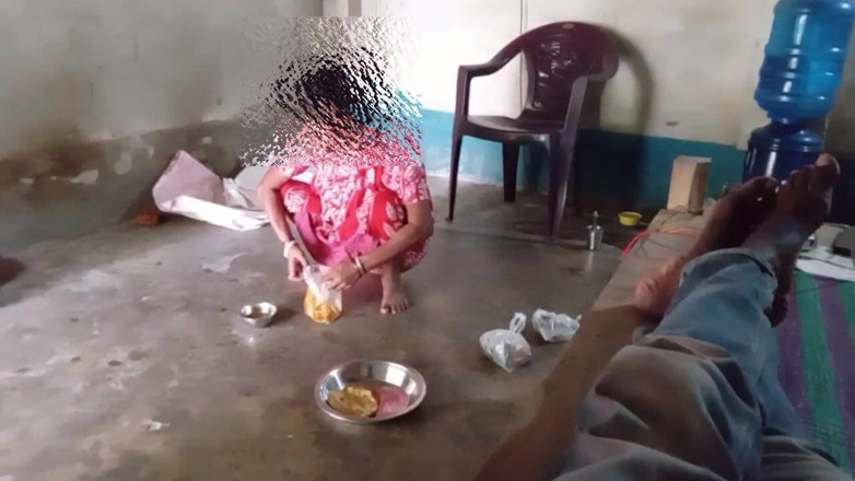 Bengaliauntykichut: Aunty Invites You for Breakfast in the Morning Episode 1