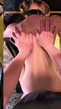 Le premier tournage vidéo d’une cosplayeuse mince