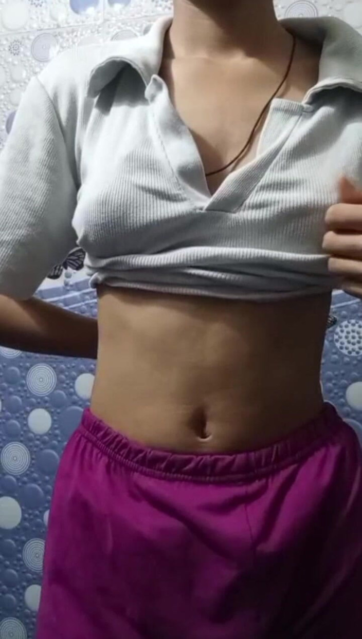 Silver_Worm: Hintli kız viral vidoe