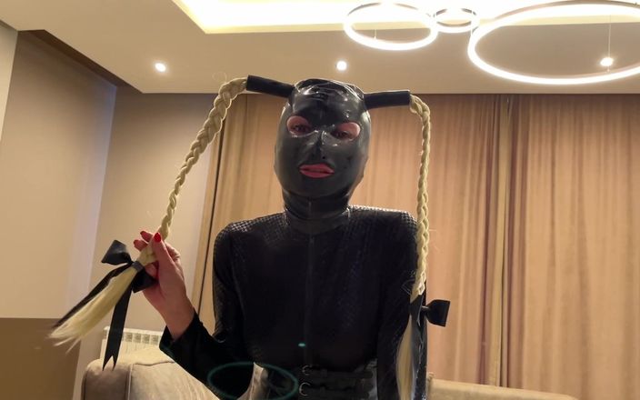 Mistress Mary: Aldatılan adam lastik partisinden sürpriz alıyor