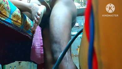 Cute Sunita: Hintli teyzenin amına yarak soktuktan sonra sikiş videosu