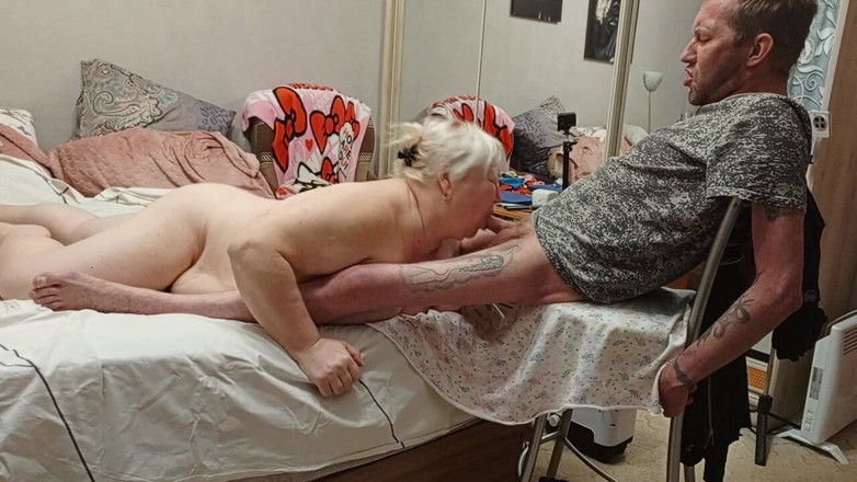 Zona901: Djup avsugning med sperma i grannens mun