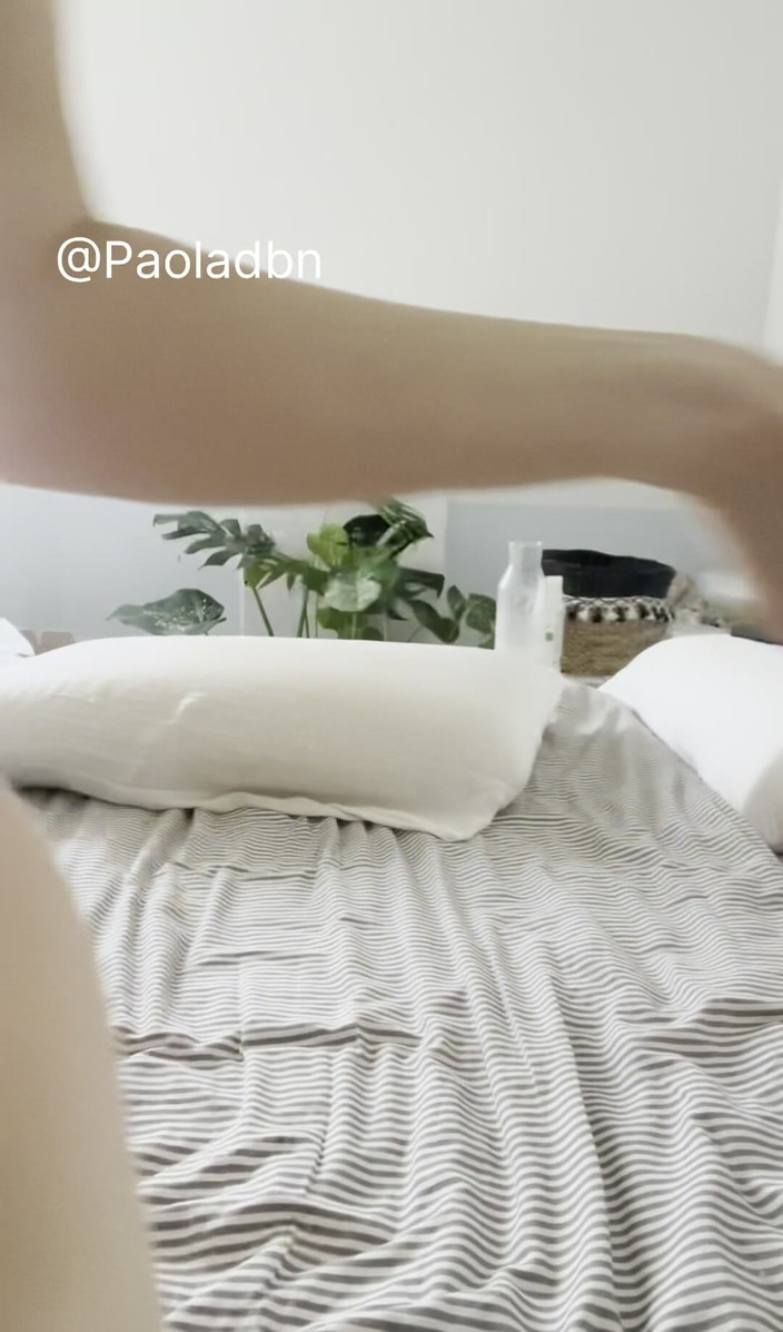 PaolaDbn: Jag leker med en gurka