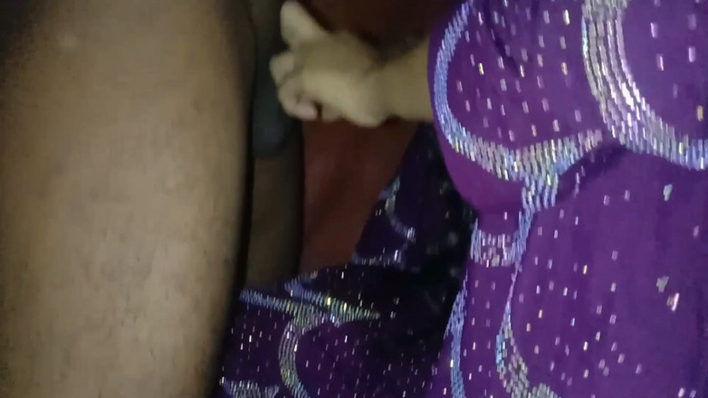 Deshi women: Awek desi kampung India dikongkek pepek ketat oleh abang tiri,...