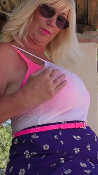 The Hot Weather Really Puts Big Tits MILF Melody Charm in the Mood…